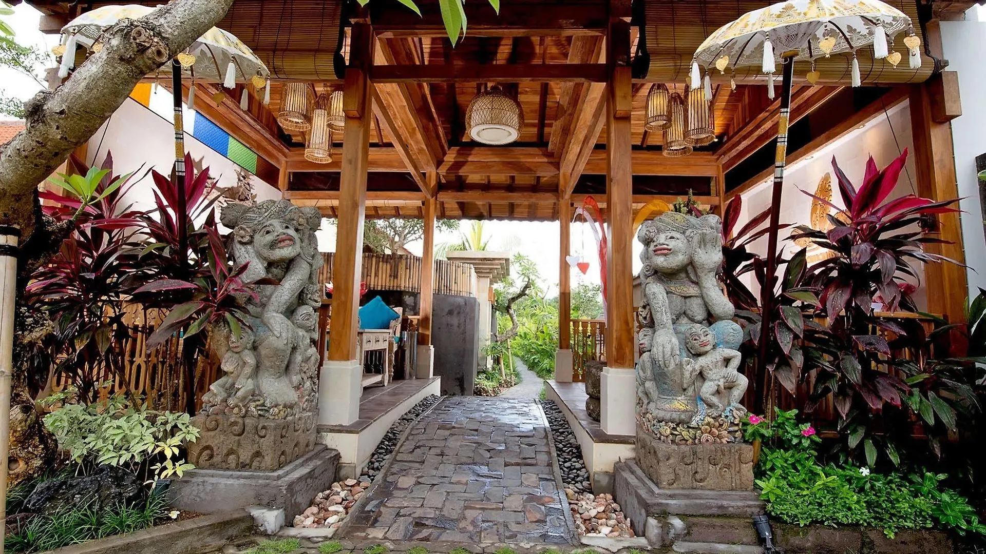 The Tamantis Villa